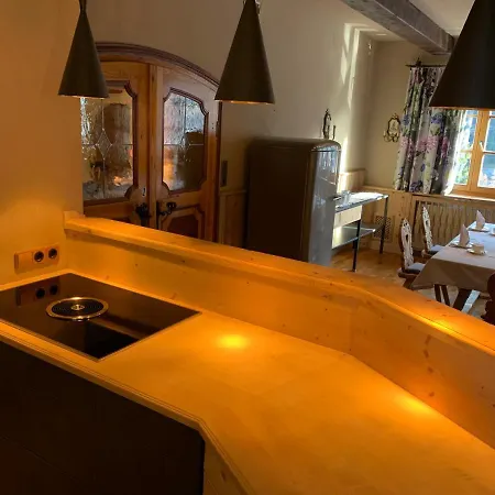 Apartment Brunnenhof *