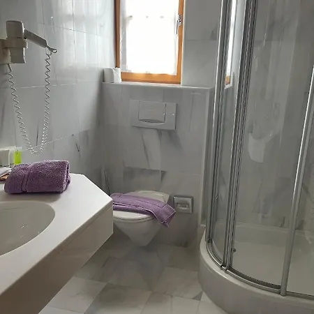 Brunnenhof Apartment *
