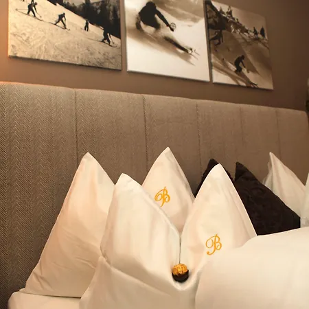 Brunnenhof * Σανκτ Αντόν αμ Άλμπεργκ