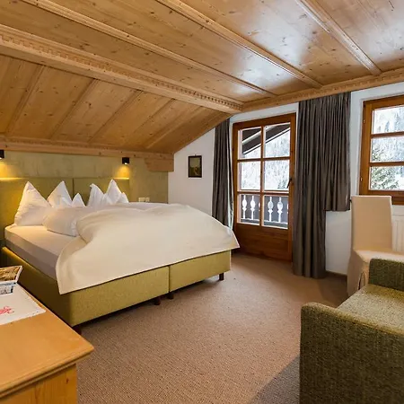 Chalet Brunnenhof Apartment Sankt Anton am Arlberg