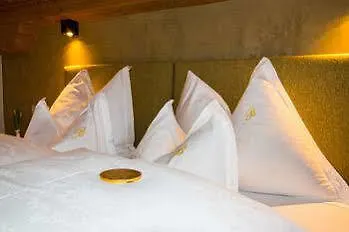 Brunnenhof Apartment St. Anton am Arlberg