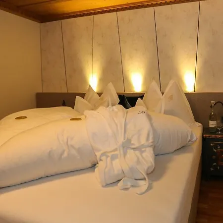 Brunnenhof Apartment *