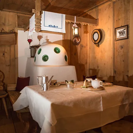 Brunnenhof Apartment *